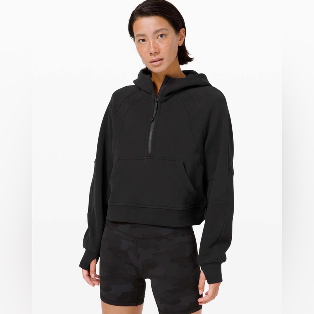 Lululemon Scuba Oversized 1/2 Zip Hoodie
Black